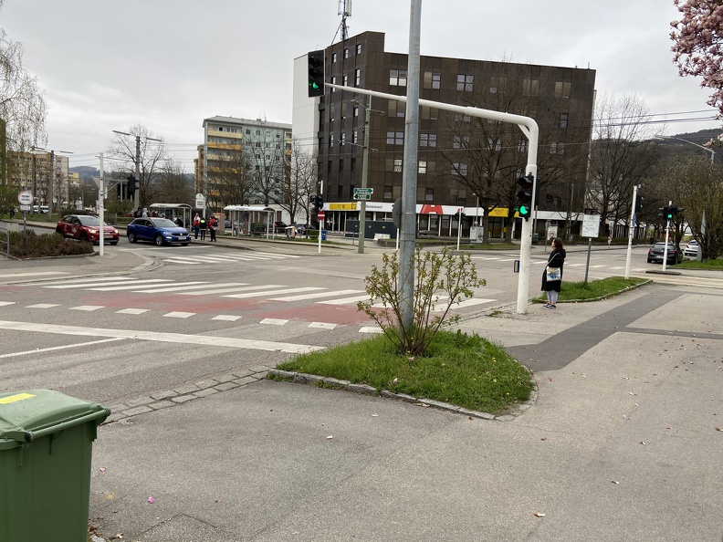 Kreuzung Dornacherstraße - Johann Wilhelm Kleinstraße.jpg