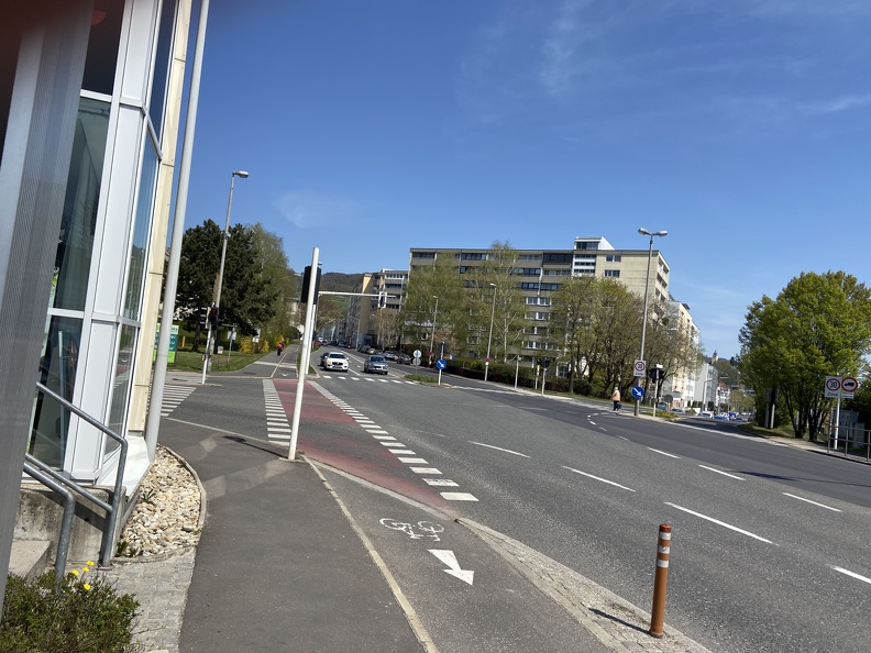 Kreuzung Leonfeldnerstraße - Ferdinand-Markl-Straße.jpg
