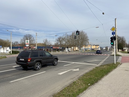 Kreuzung Wiener Straße -  Saporosjestraße
