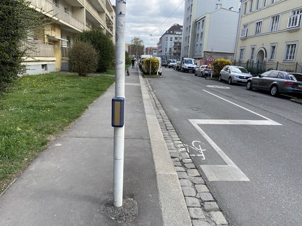 Fahrradstreifen Richard Wagnerstraße von vorne