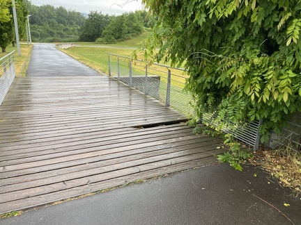 Solar City Holzsteg Planke fehlt Vorher23062021