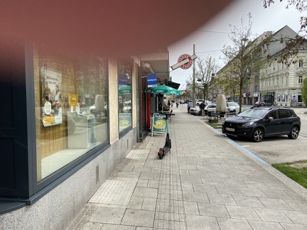 E-Scooter auf TBI Wiener Straße Neuroth 06052021