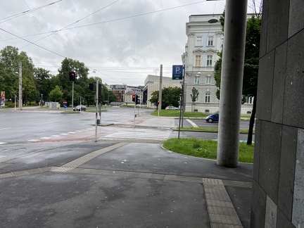 ATA Kreuzung Kärntnerstraße - Volksgartenstraße Vibrationstaster fehlt 180721