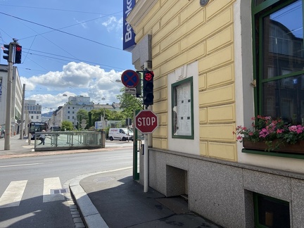 ATA stoppschld vorher Johann-Klein-Vogelstraße 220621
