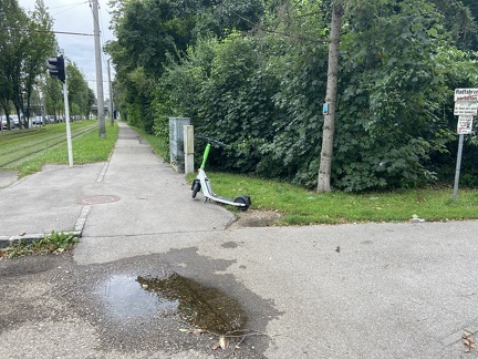 E-Scooter Wiener Straße 70 B Bulgariplatz 160821