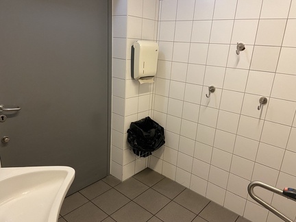 Behinderten WC Bahnhof 