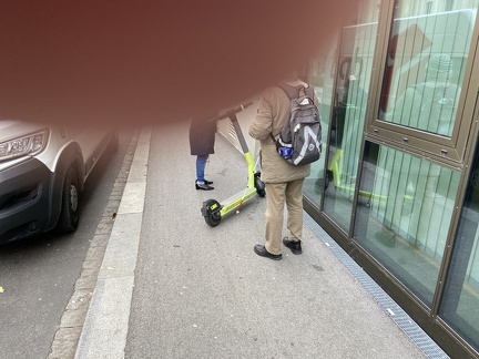 E-Scooter Anzengruberstraße 2 15-11-22
