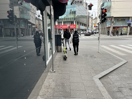 E-Scooter Bürgerstraße - Landstraße 08-03.2023