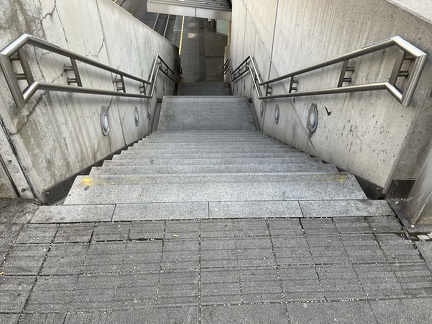 Stiege Haltestelle HJK 18-03-2023