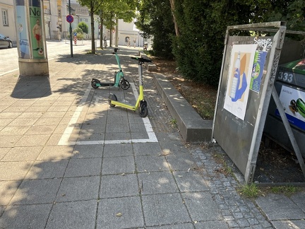 E-Scooter bei TBI Herrenstraße 26 15-08-2023