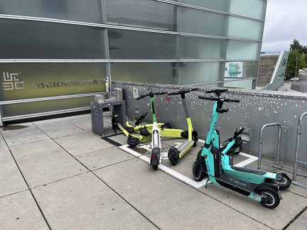 E-Scooter bei AEC Tastmodell für Blinde 27-08-2023